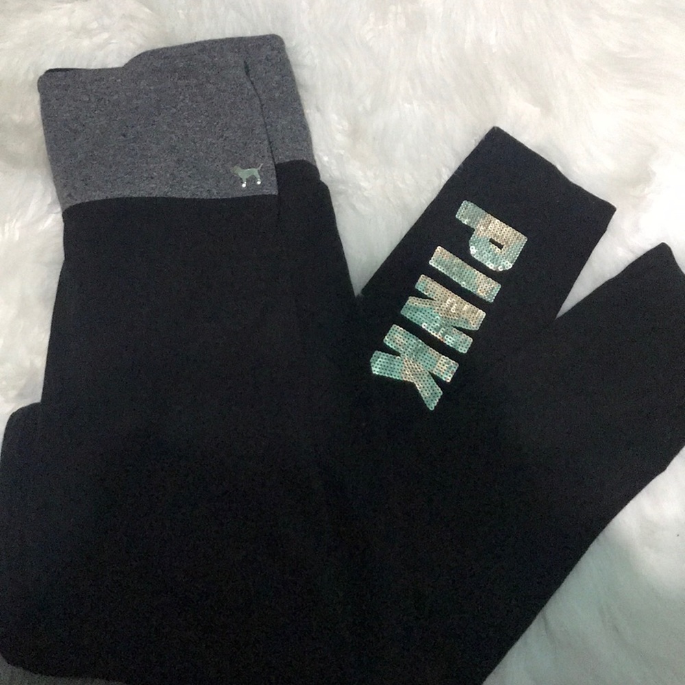 Women’s VS PINK yoga pants